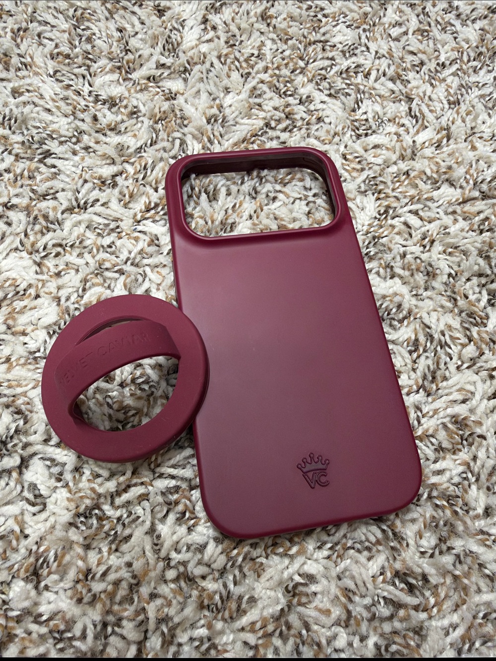 Velvet Caviar Burgundy 1990 iPhone 18 Pro Case w/ MagSafe Grip Loop